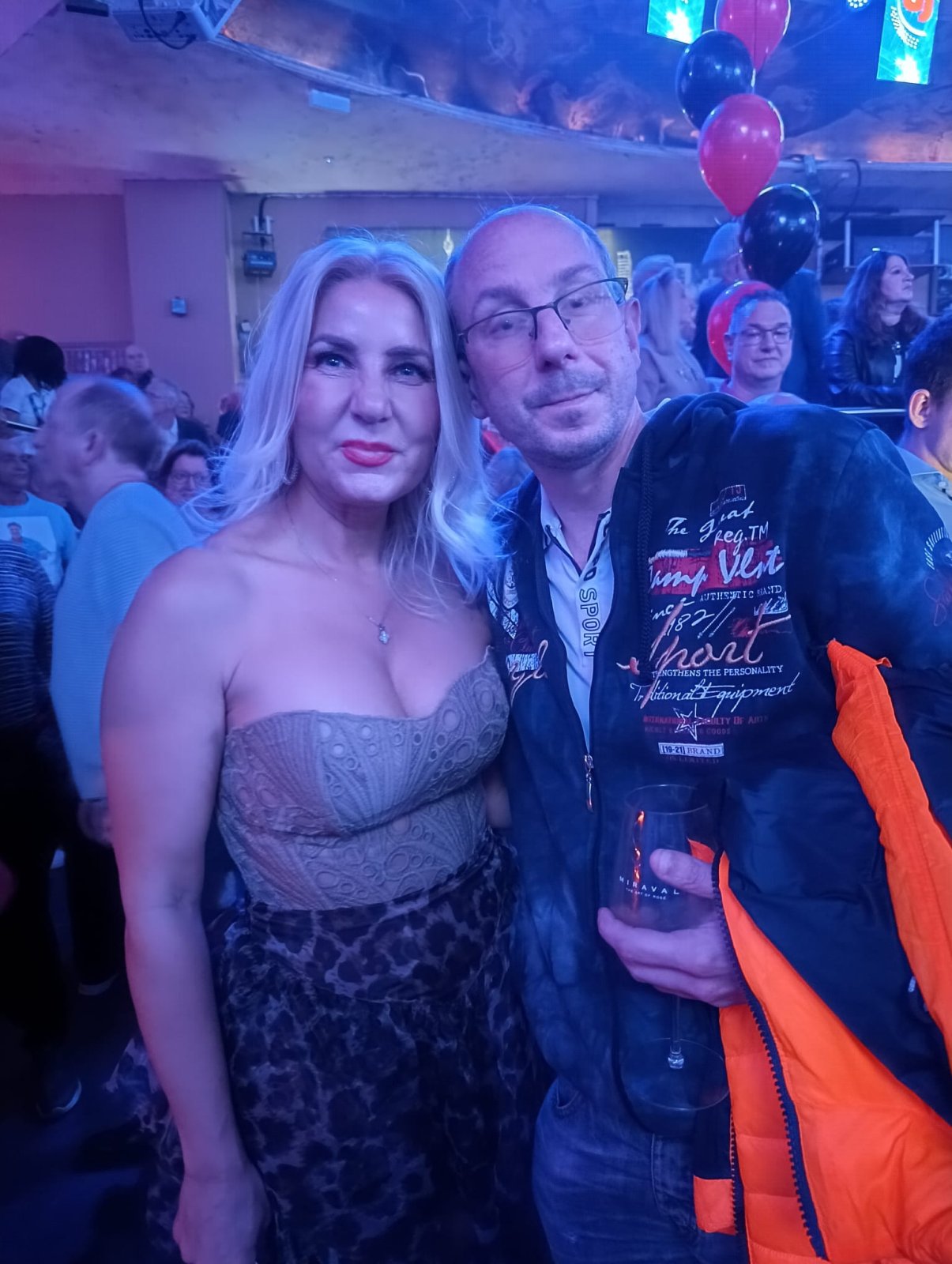 DJ Hitparade Und BranchenTreff 17